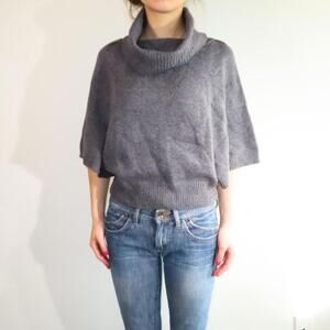 Women's Grey Sweatshirt